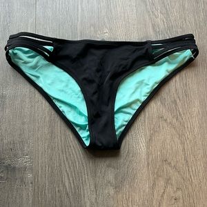 Women’s bikini bottom